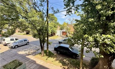 LATORRE PROP. ALQUILA DEPTO 4 AMBIENTES CON BALCON