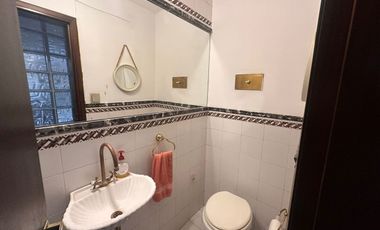 VENTA CASA C/GRAN TERRENO CERRO D LAS ROSAS PILETA