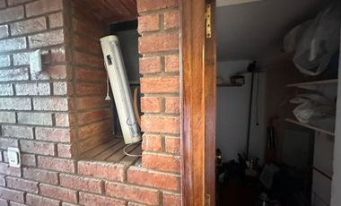 VENTA CASA C/GRAN TERRENO CERRO D LAS ROSAS PILETA