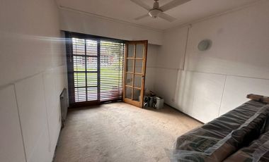 VENTA CASA C/GRAN TERRENO CERRO D LAS ROSAS PILETA