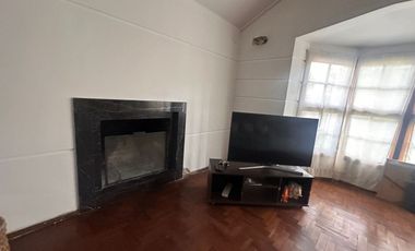 VENTA CASA C/GRAN TERRENO CERRO D LAS ROSAS PILETA