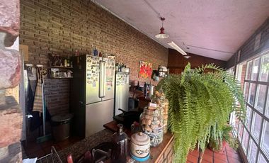 VENTA CASA C/GRAN TERRENO CERRO D LAS ROSAS PILETA