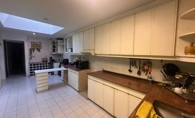 VENTA CASA C/GRAN TERRENO CERRO D LAS ROSAS PILETA