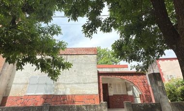 VENTA CASA A DOS CUADRAS DE AVENIDA -PILAR, STA FE
