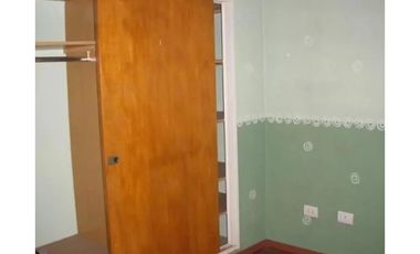 CHALET 5 AMBIENTES CON PISCINA