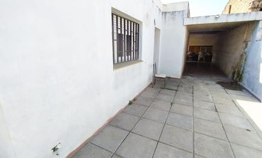 VENTA CASA 2 DORM A RECICLAR ALTO ALBERDI CORDOBA