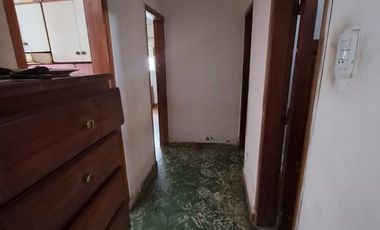 VENTA CASA 2 DORM A RECICLAR ALTO ALBERDI CORDOBA