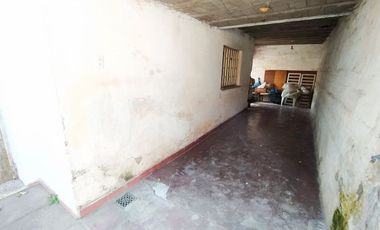 VENTA CASA 2 DORM A RECICLAR ALTO ALBERDI CORDOBA