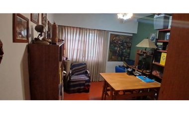 Hermosa casa 4 amb. Ituzaingó Norte, sobre amplio lote.