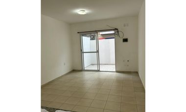 Monoambiente en alquiler morón