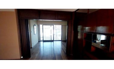 SE VENDE HERMOSA CASA EN B° LOMAS DE SAN MARTIN CON PILETA