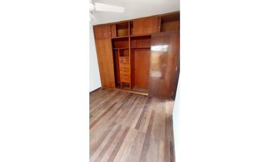 SE VENDE HERMOSA CASA EN B° LOMAS DE SAN MARTIN CON PILETA