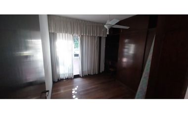 SE VENDE HERMOSA CASA EN B° LOMAS DE SAN MARTIN CON PILETA