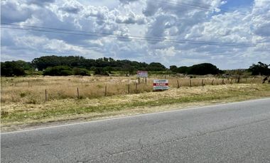 LATORRE PROP. VENDE EXCELENTE LOTE FRENTE AL MAR