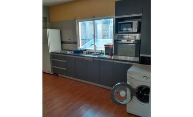 Se alquila depto por día o mes 2 dormitorios amoblado en B° Centro