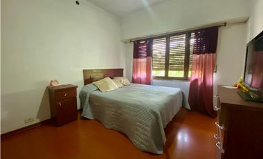 LATORRE PROP. VENDE CHALET 6 AMB. EN PARQUE LURO