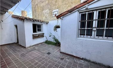 LATORRE PROP. VENDE CHALET 4 AMBIENTES - POMPEYA