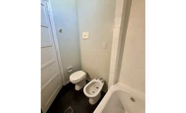 LATORRE PROP. VENDE CHALET 4 AMBIENTES - POMPEYA