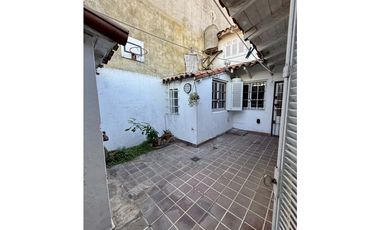 LATORRE PROP. VENDE CHALET 4 AMBIENTES - POMPEYA