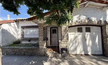 LATORRE PROP. VENDE CHALET 4 AMBIENTES - POMPEYA