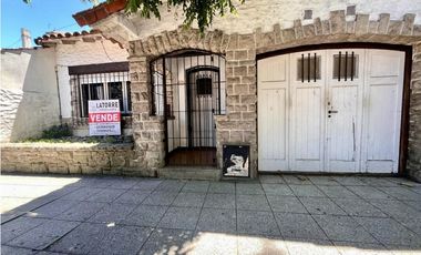 LATORRE PROP. VENDE CHALET 4 AMBIENTES - POMPEYA