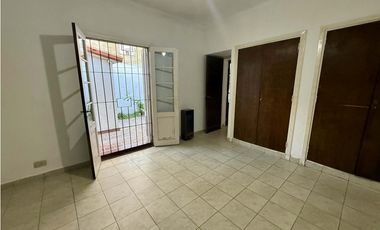 LATORRE PROP. VENDE CHALET 4 AMBIENTES - POMPEYA