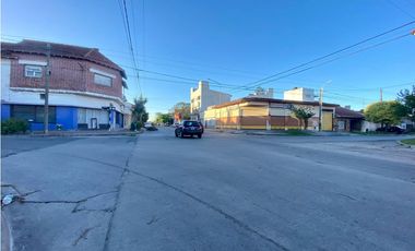 LATORRE PROP. VENDE LOCAL CON 2 VIVIENDAS | ZONA HPC