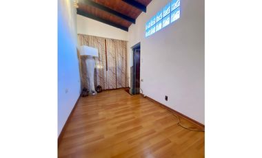 LATORRE PROP. VENDE LOCAL CON 2 VIVIENDAS | ZONA HPC