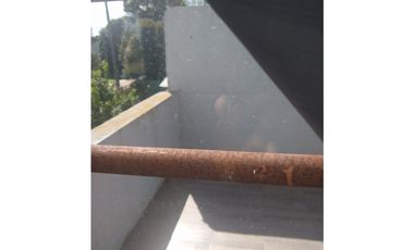 LATORRE PROP. VENDE CASA DE 3 AMB. CON HERMOSO PARQUE