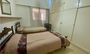 LATORRE PROP. VENDE CASA + DEPTO EN COLINAS DE PERALTA RAMOS