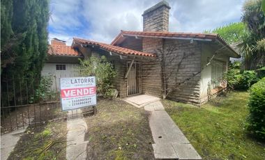 LATORRE PROP. VENDE CHALET EN SANTA MONICA