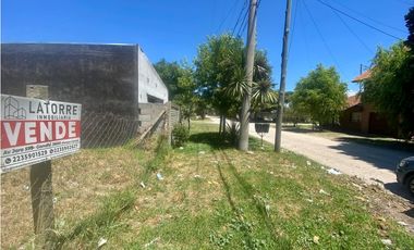 LATORRE PROP. VENDE LOTE BALDIO EN LOS PINARES