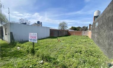 LATORRE PROP. VENDE LOTE BALDIO EN LOS PINARES