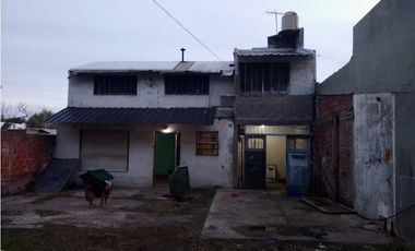 LATORRE PROP. VENDE SOBRE AV. BELTRAN