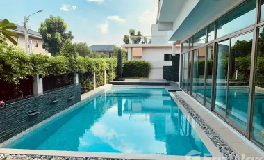 Modern Corner Plot Pool Villa in Perfect Masterpiece Century