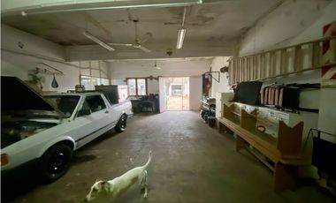 LATORRE PROP. VENDE CASA CON DEPOSITO Y TALLER