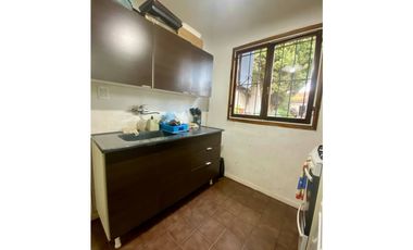 LATORRE PROP. VENDE CASA CON DEPOSITO Y TALLER