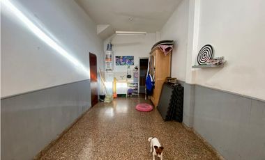 LATORRE PROP. VENDE PROPIEDAD EN BLOCK - VILLA PRIMERA