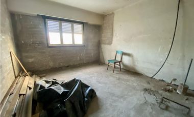 LATORRE PROP. VENDE PROPIEDAD EN BLOCK - VILLA PRIMERA