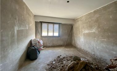 LATORRE PROP. VENDE PROPIEDAD EN BLOCK - VILLA PRIMERA