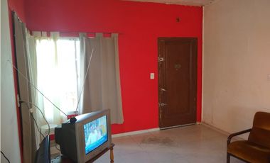 LATORRE PROP. VENDE CASA EN BARRIO SANTA ELENA - A METROS DEL MAR