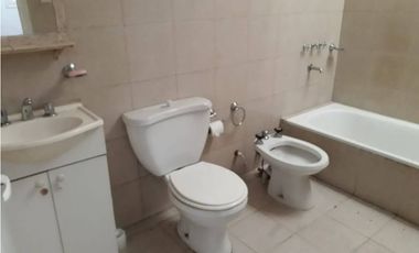 SE VENDE PH 5 AMBIENTES CON QUINCHO Y TERRAZA PROPIA EN B° SAN MARTIN