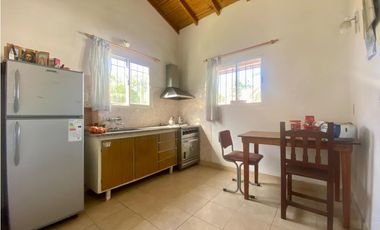 LATORRE PROP. VENDE CHALET CON PARQUE - APTO CREDITO