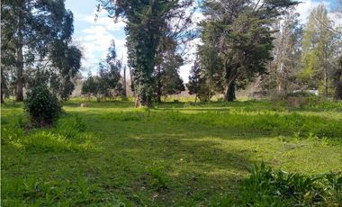 LATORRE PROP. VENDE LOTE DE 1700 M2 EN EL  BARRIO EL SOSIEGO