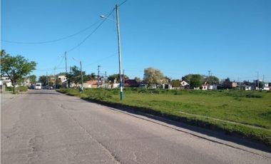 LATORRE PROP. VENDE LOTES JUNTOS O SEPARADOS - FINANCIADOS-