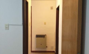 VENDE CASA EN BARRIO DEAN FUNES