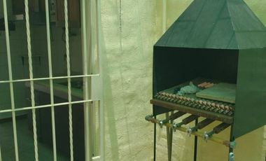 VENDE CASA EN BARRIO DEAN FUNES