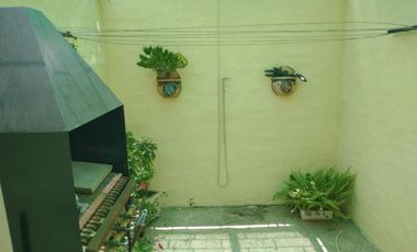 VENDE CASA EN BARRIO DEAN FUNES