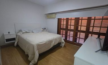 Excelente Casa 4 amb, Jardin,quincho, coch, Lanús.