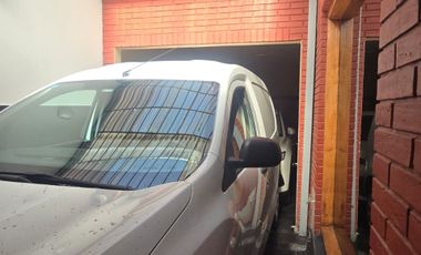 Excelente Casa 4 amb, Jardin,quincho, coch, Lanús.